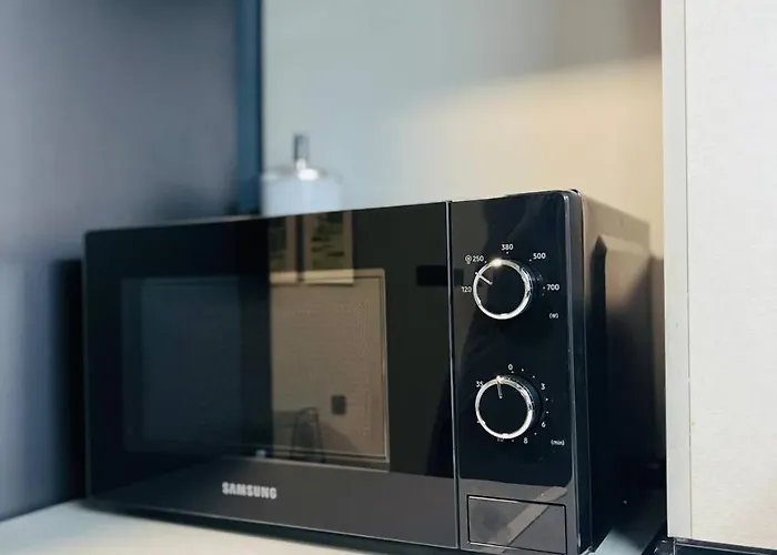 Lägenhet Heart Of City, Steps To *