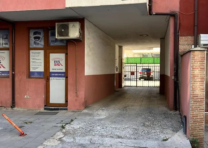 Heart Of City, Steps To Lägenhet Burgas